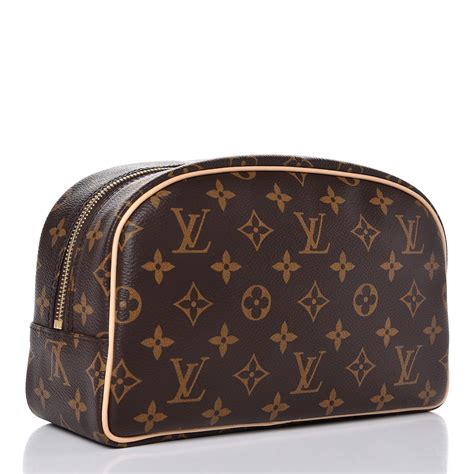 louis vuitton wash bag|louis vuitton monogram toiletry bag.